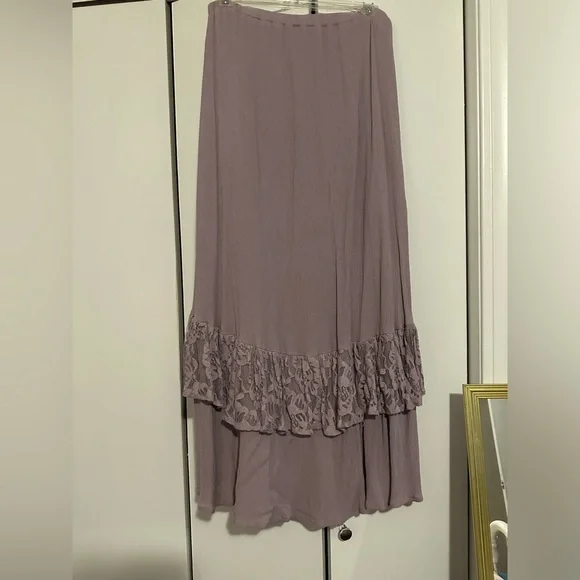 Love, Fire High Low Tiered Maxi Skirt Size Medium - Picture 3 of 8